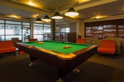 بیلیارد هتل تورمالین کلمبو